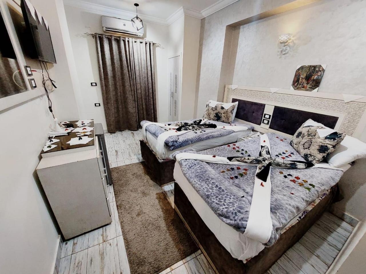 Al Amir Palace Hotel Sohag Esterno foto